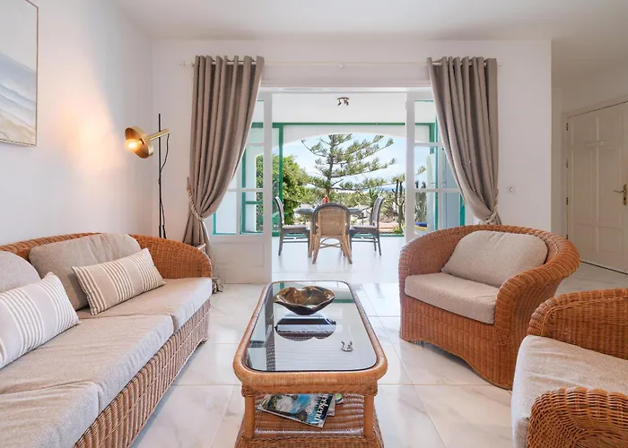 Lägenhetshotell Golf Y Mar A Costa Teguise